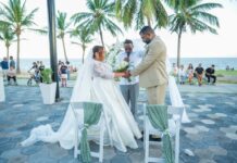 Bodas frente al mar revitalizan el Malecón de Santo Domingo