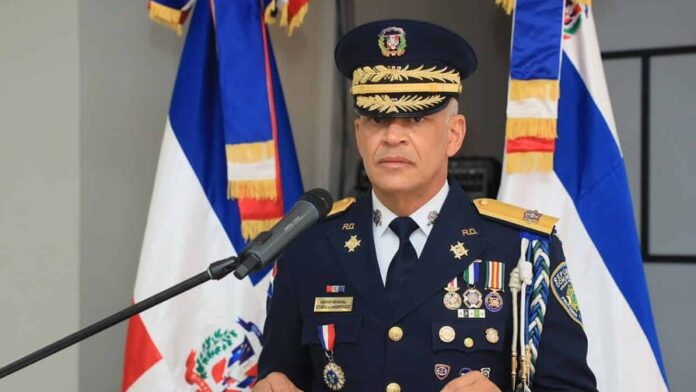 director-de-la-policia-da-30-dias-para-declarar-patrimonio-7f97419f-focus-0-0-896-504