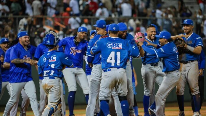 licey-blanquea-sin-hit-a-los-toros-en-una-victoria-3-0-6cb13083-focus-0.12-0.6-896-504