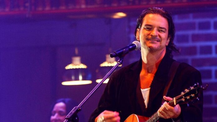 ricardo-arjona_17393915_20211009094701-focus-0.41-0.68-896-504